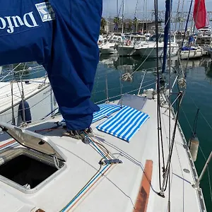 Acogedor Velero En El Forum , Sant Adrià de Besòs Spagna